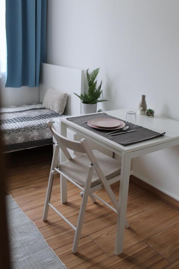 Altair Airport Apartman فيتْشيش المظهر الخارجي الصورة