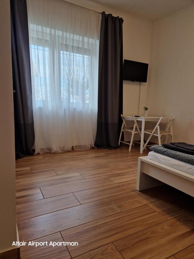 Altair Airport Apartman فيتْشيش المظهر الخارجي الصورة