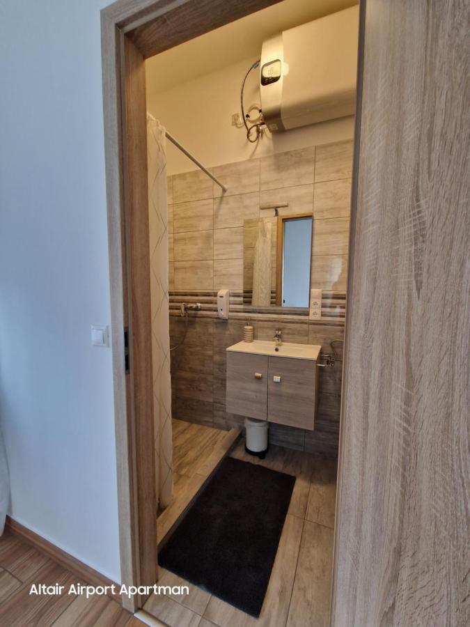 Altair Airport Apartman فيتْشيش المظهر الخارجي الصورة