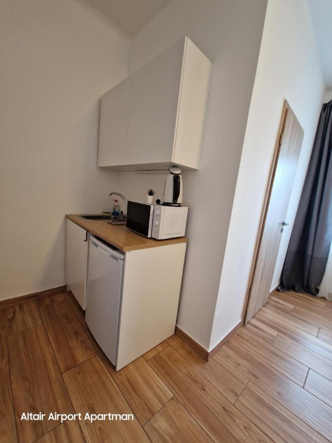 Altair Airport Apartman فيتْشيش المظهر الخارجي الصورة