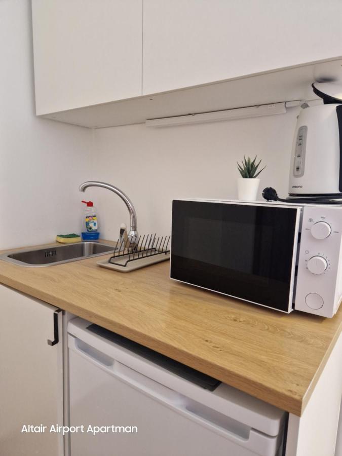 Altair Airport Apartman فيتْشيش المظهر الخارجي الصورة